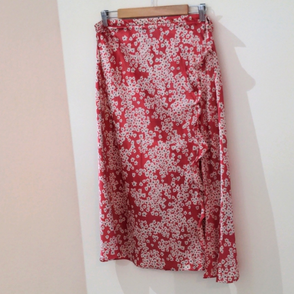 Socialite floral skirt